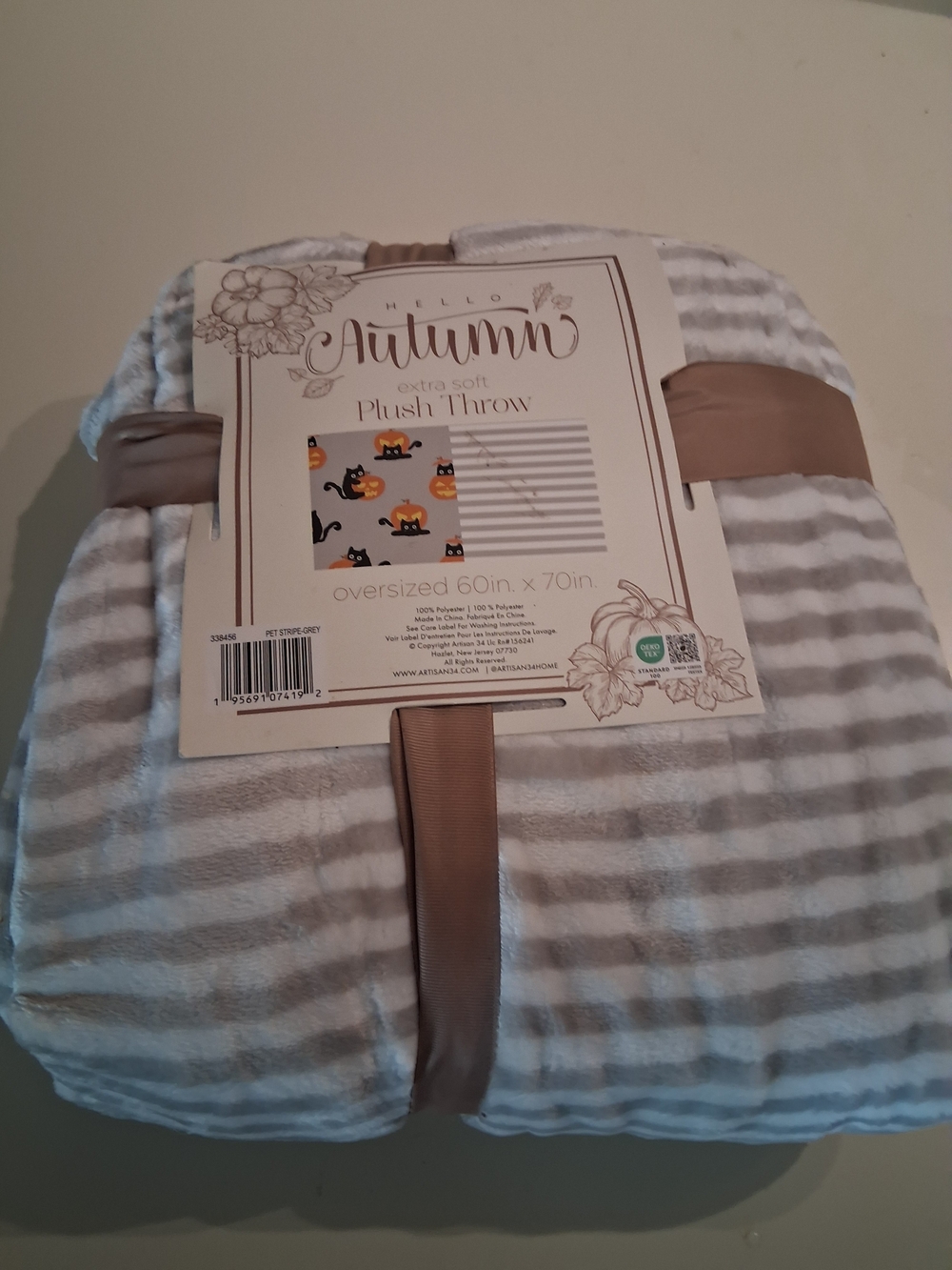 60 IN X 70 IN Gray & White Striped Extra Soft Plush Throw Blanket NEW